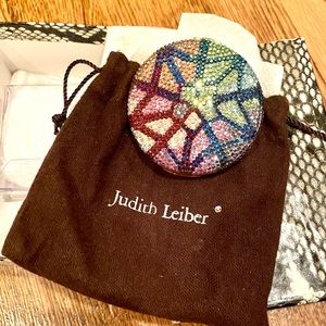 NIB Authentic Judith Lieber Swarovski crystals compact powder mirror
